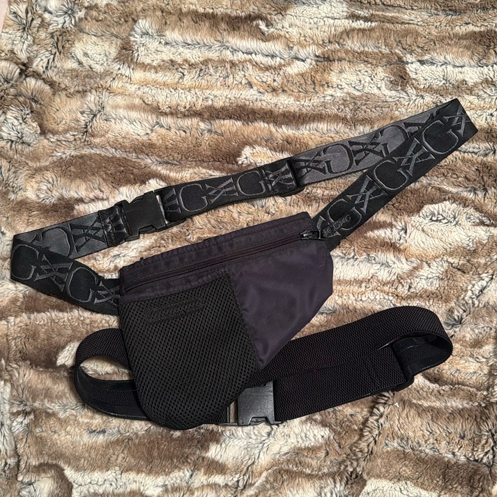 Yagya Carry On Belt Bag